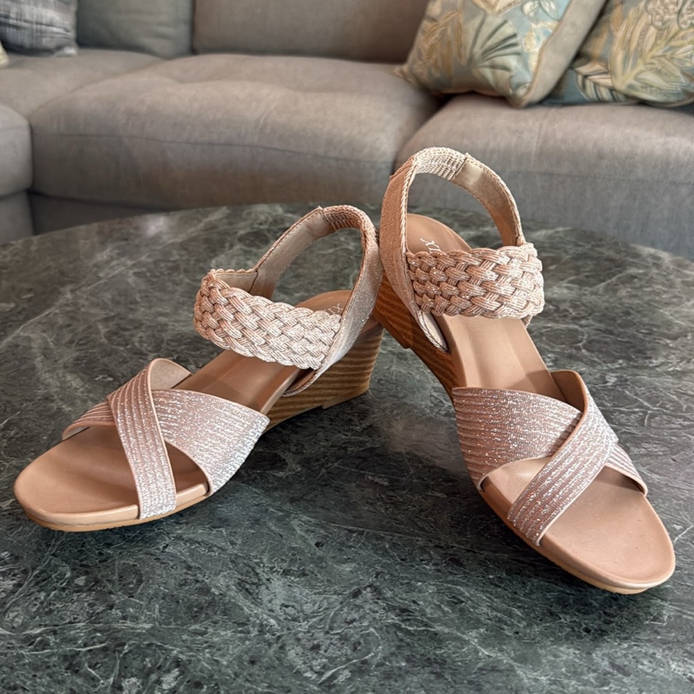 XIANGLV Women’s SZ 6 Sparkly Pale Pink Braided Stretch Strap Wedge Heel Sandals